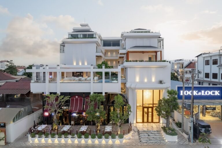 La Plante - Exterior